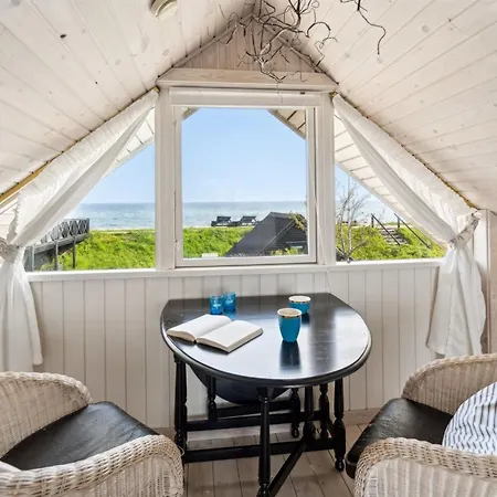 Semesterbostad Asgerd - 20m From The Sea By Interhome *
