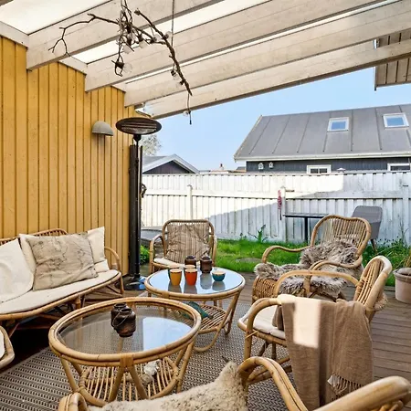 Asgerd - 20m From The Sea By Interhome Semesterbostad